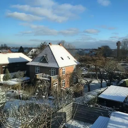 Im Bademantel An Den - Maisonette Eckernfoerde